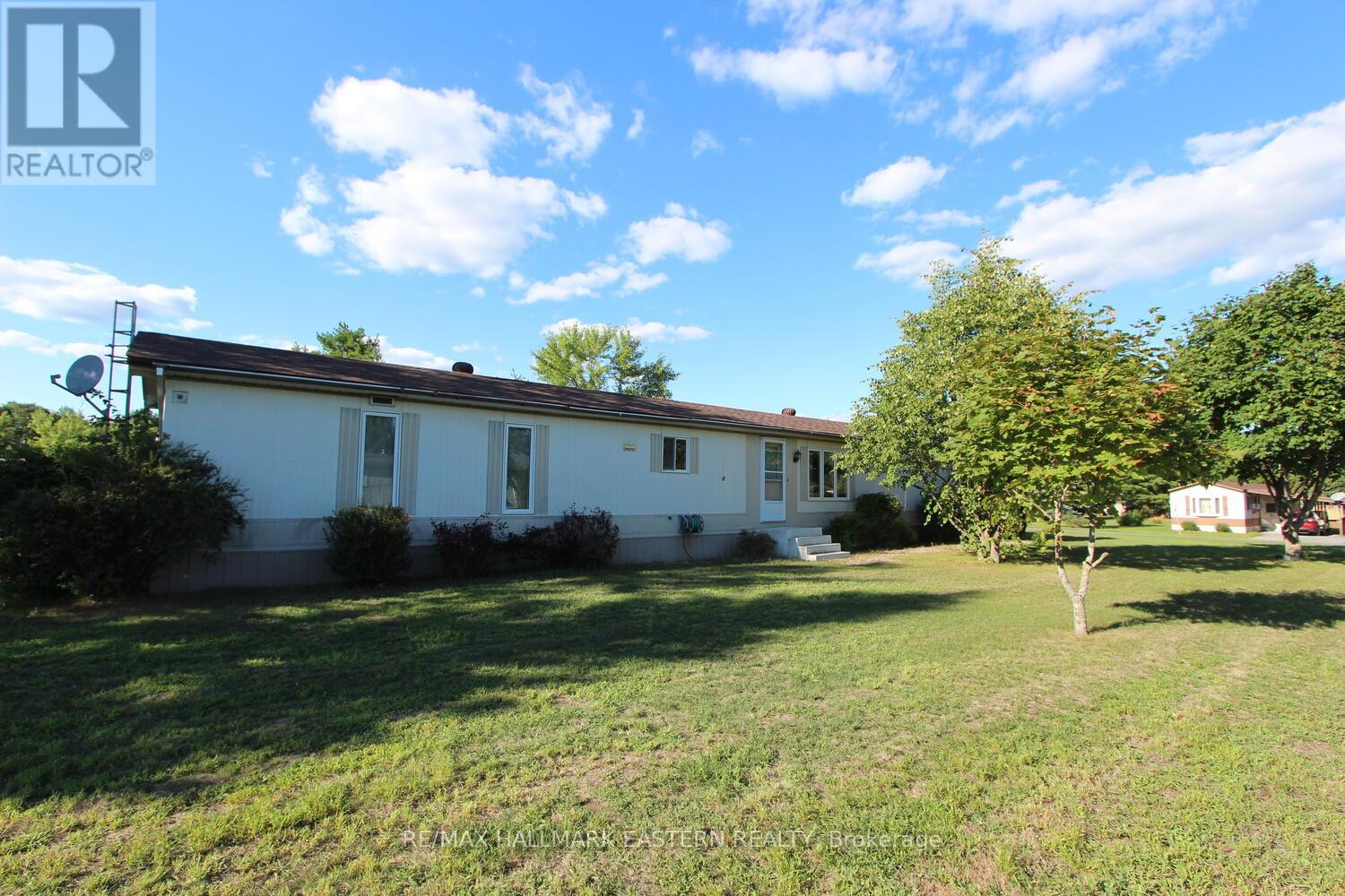 30 Lake Street, Havelock-Belmont-Methuen (Belmont-Methuen), Ontario  K0L 1Z0 - Photo 7 - X12368535