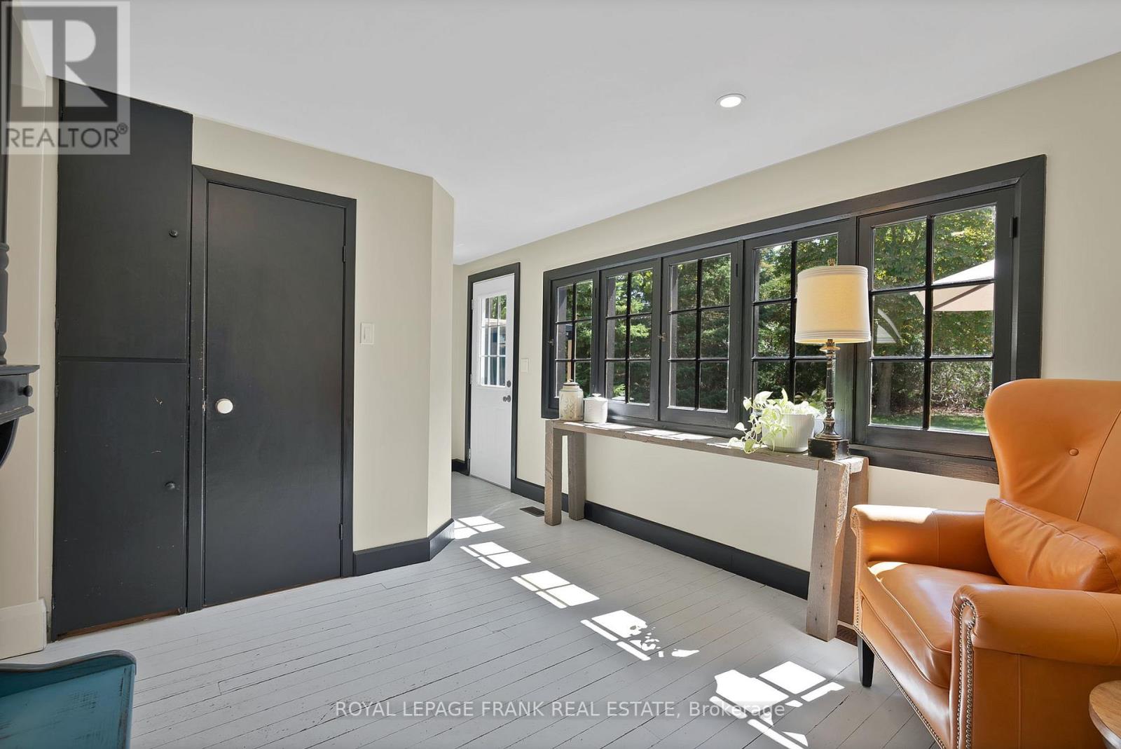 5 Glenelg Street E, Kawartha Lakes (Lindsay), Ontario  K9V 1Y5 - Photo 23 - X12368591