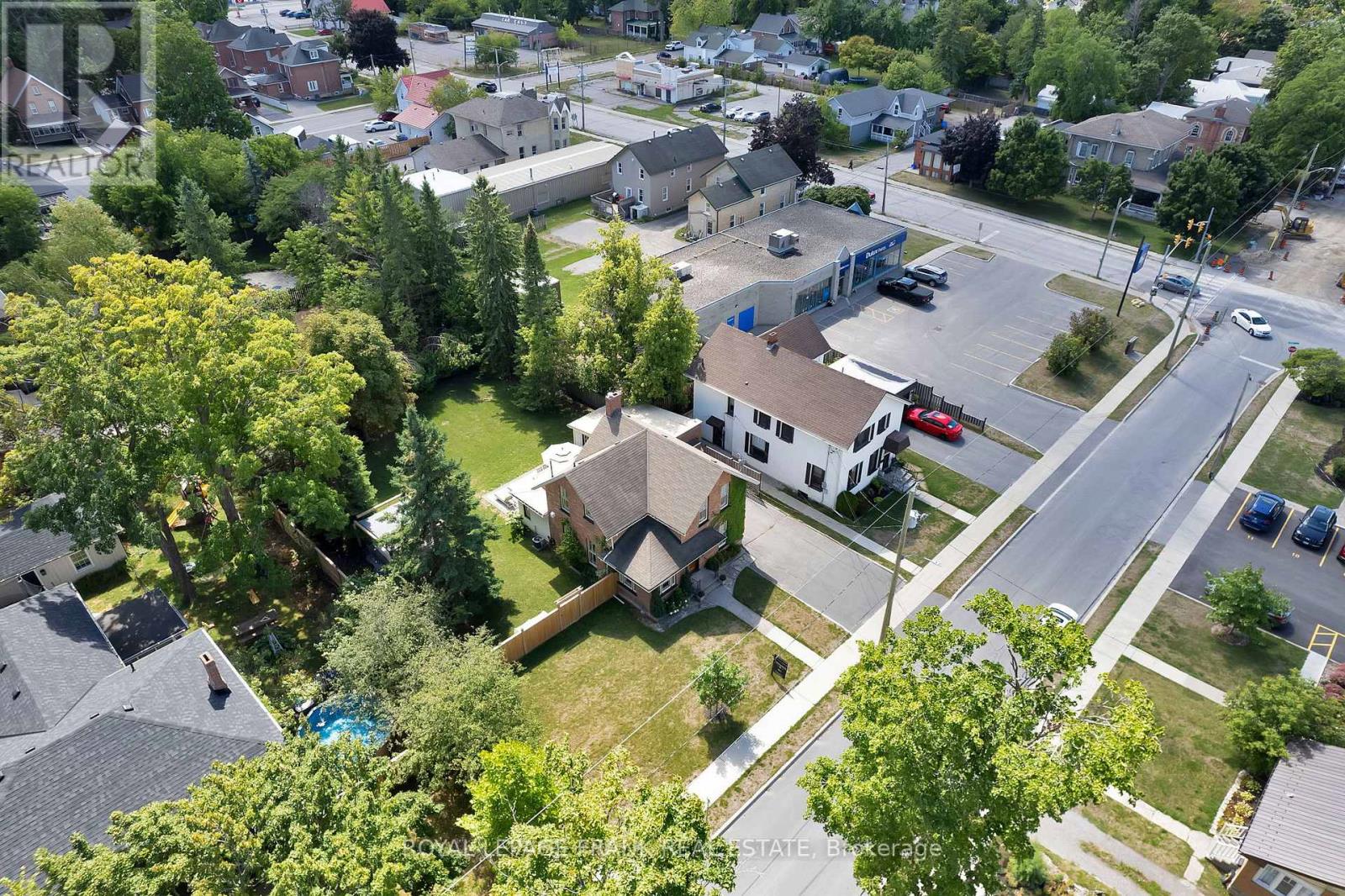 5 Glenelg Street E, Kawartha Lakes (Lindsay), Ontario  K9V 1Y5 - Photo 43 - X12368591
