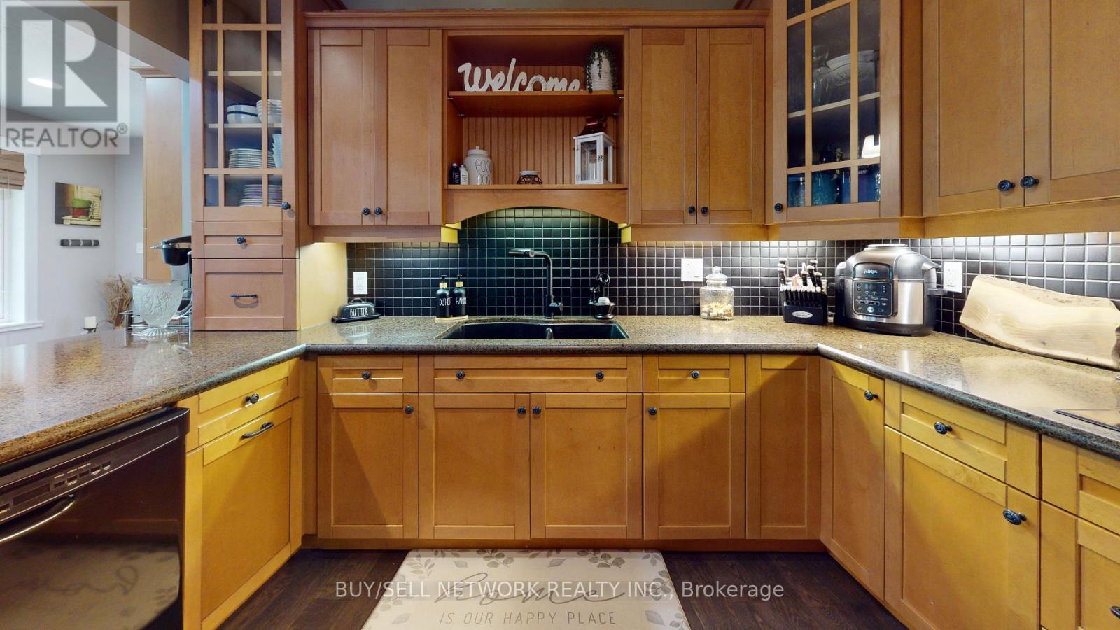 2504 Idyllwood Crescent, Peterborough East (South), Ontario  K9L 1Y9 - Photo 9 - X12368683