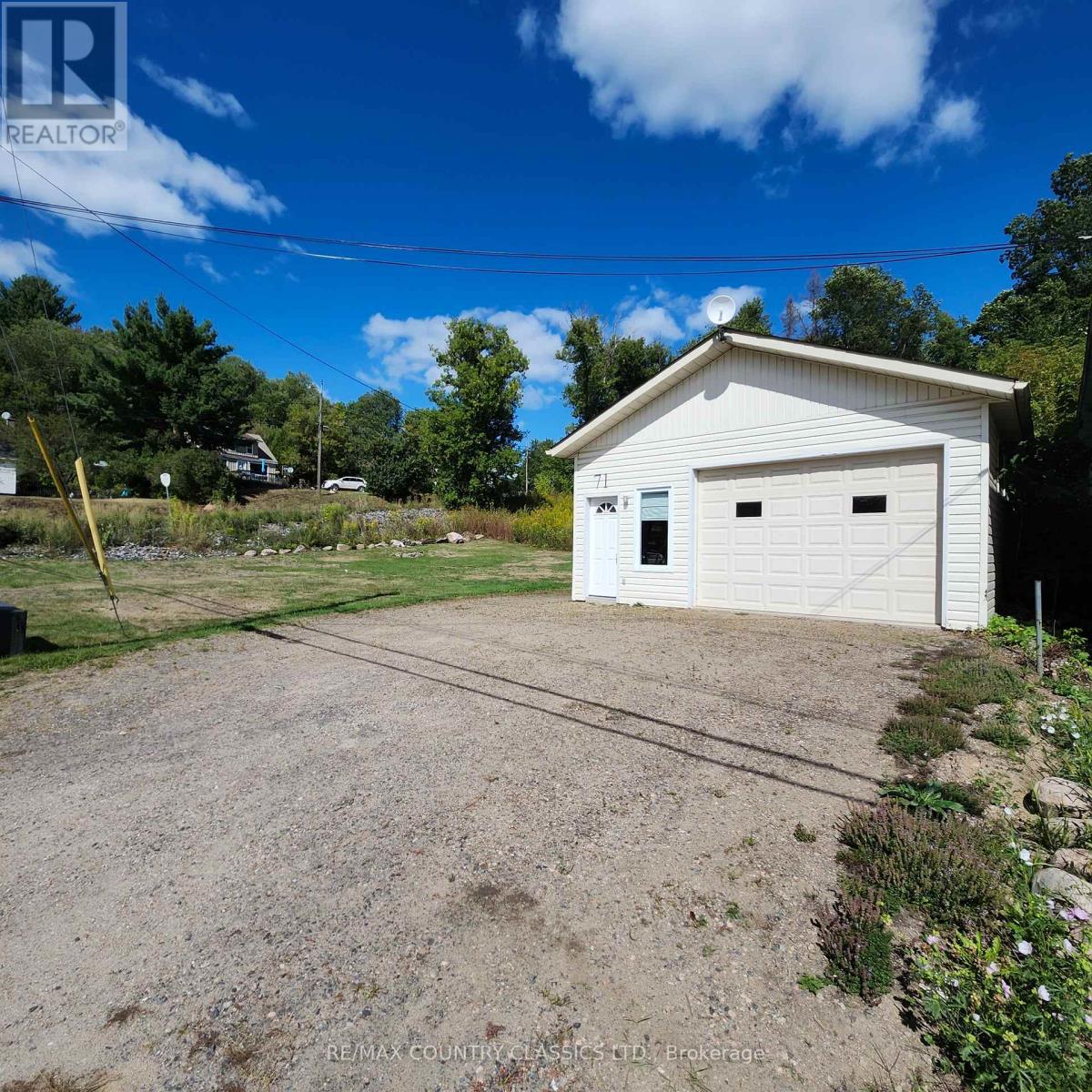 71 & 73 Cleak Avenue, Bancroft (Bancroft Ward), Ontario  K0L 1C0 - Photo 13 - X12368809