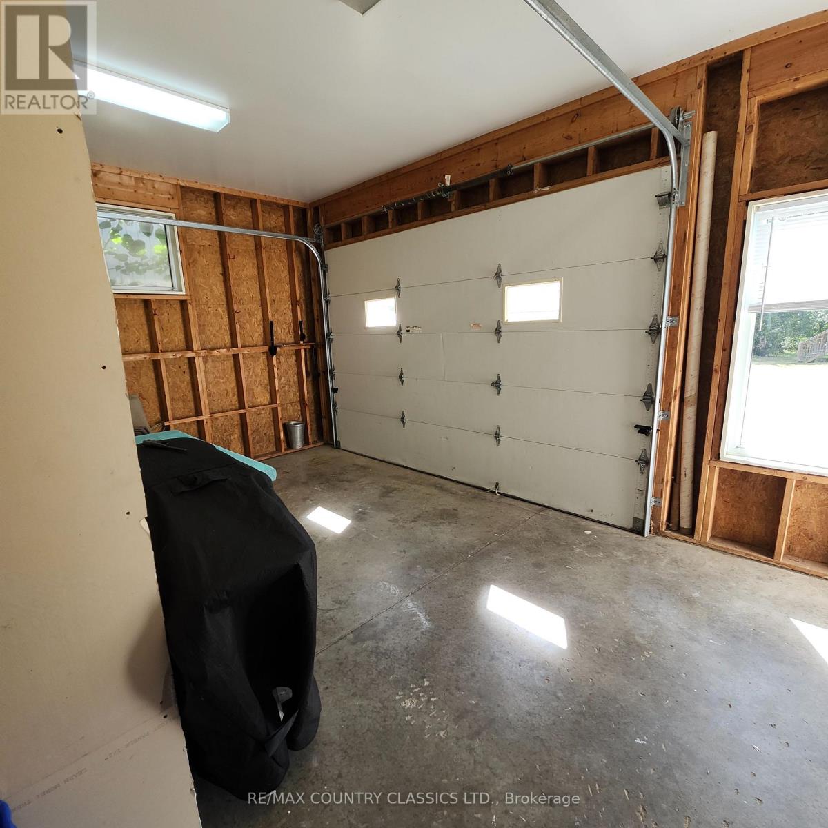 71 & 73 Cleak Avenue, Bancroft (Bancroft Ward), Ontario  K0L 1C0 - Photo 26 - X12368809