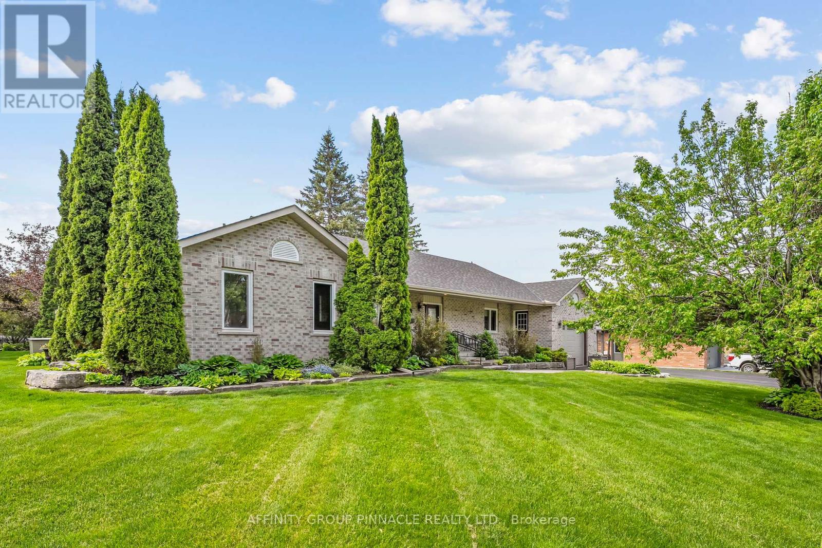 3 David Drive, Kawartha Lakes (Lindsay), Ontario  K9V 5G7 - Photo 3 - X12368941