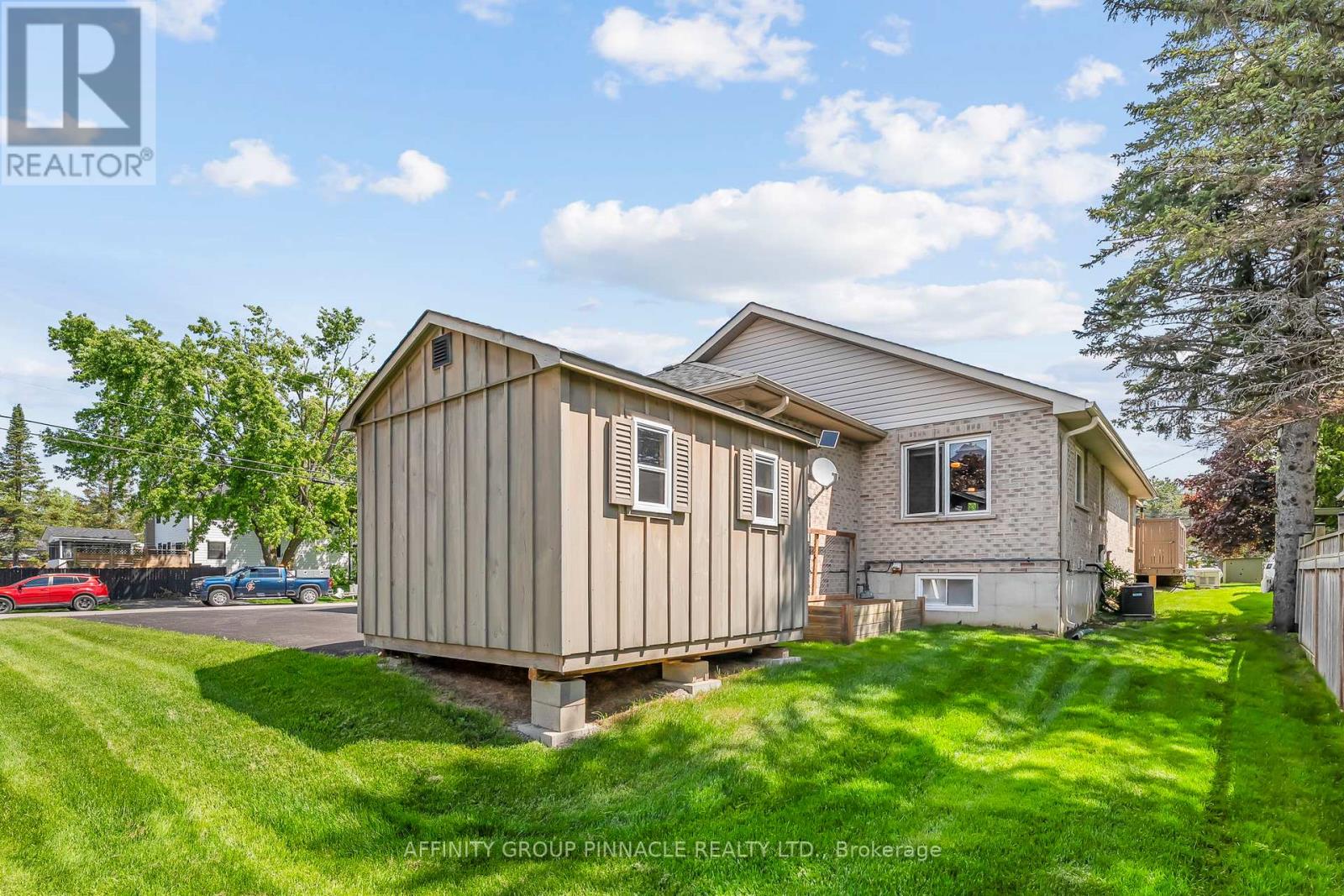 3 David Drive, Kawartha Lakes (Lindsay), Ontario  K9V 5G7 - Photo 38 - X12368941