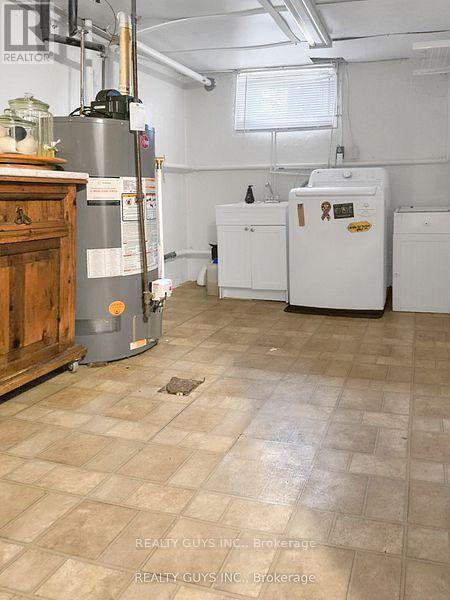 650 Crawford Drive, Peterborough (Otonabee Ward 1), Ontario  K9J 3W7 - Photo 24 - X12369005