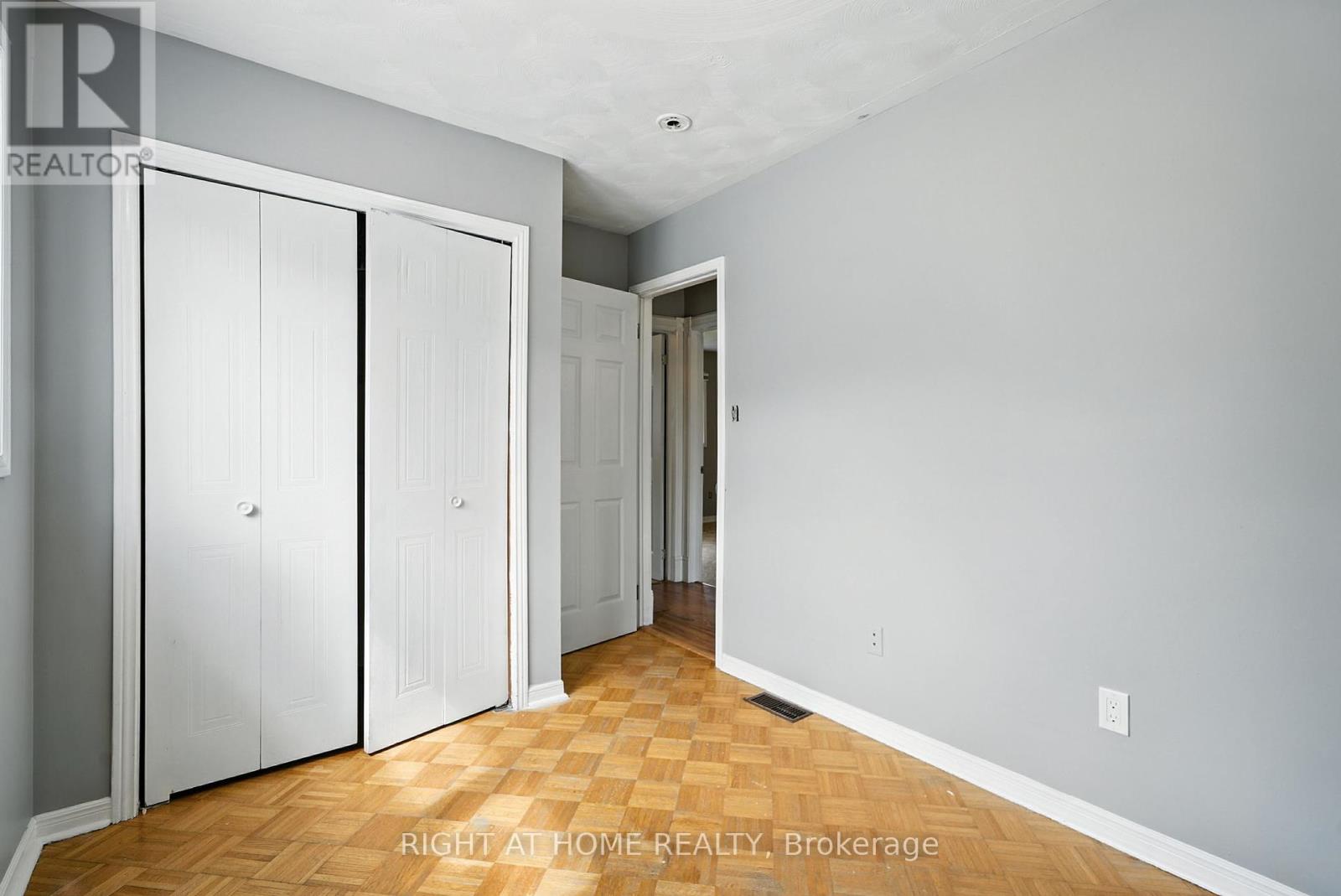 1045 High Street, Peterborough (Otonabee Ward 1), Ontario  K9J 5R8 - Photo 13 - X12369031