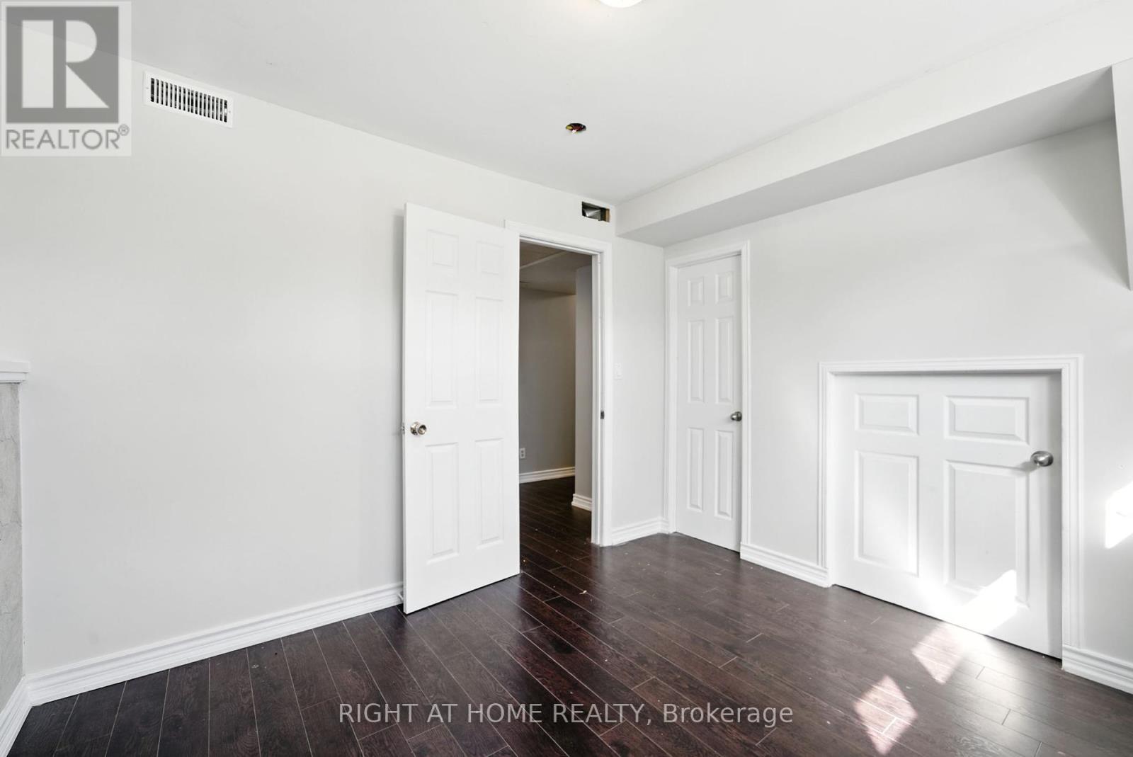 1045 High Street, Peterborough (Otonabee Ward 1), Ontario  K9J 5R8 - Photo 19 - X12369031