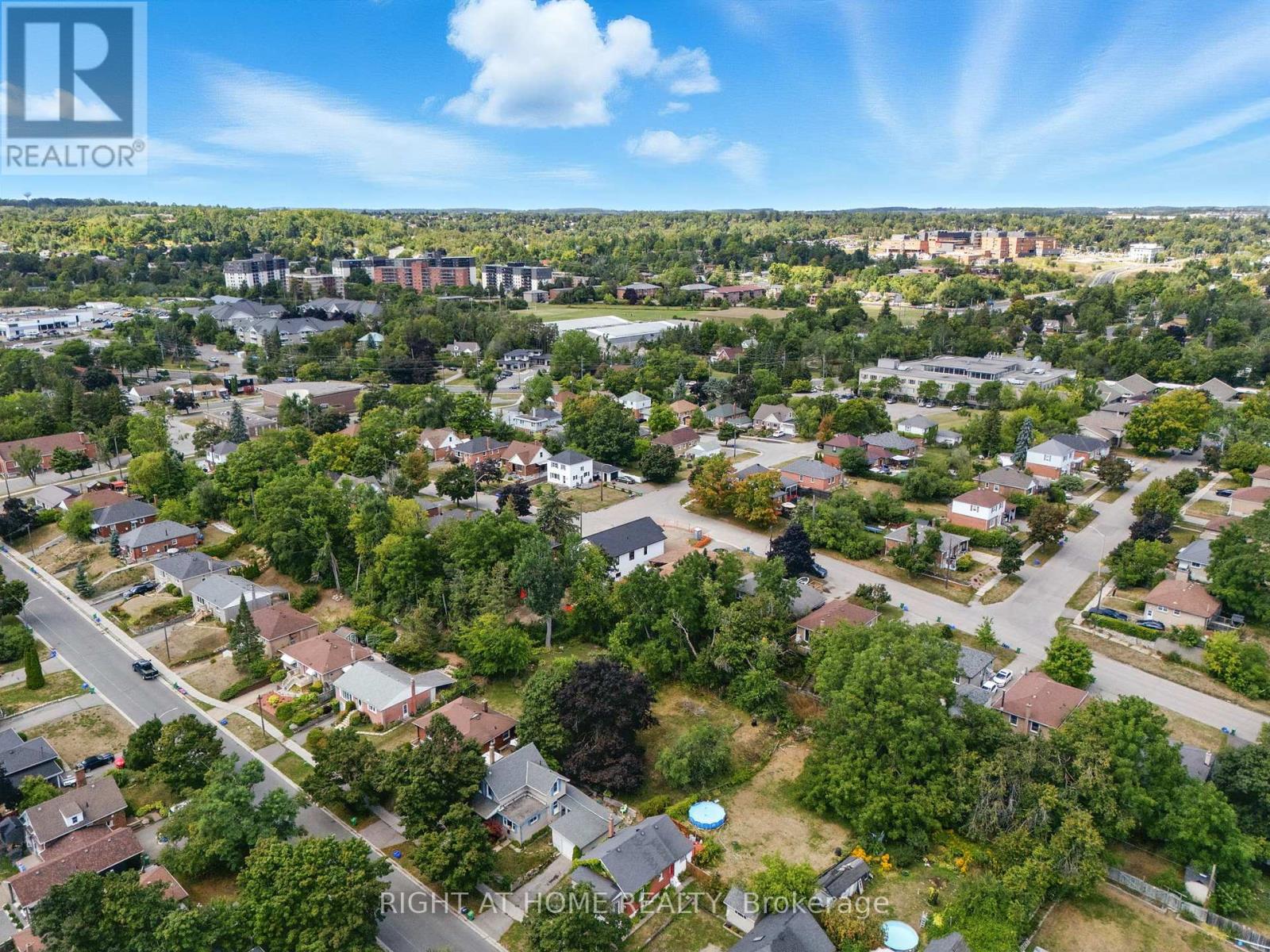 1045 High Street, Peterborough (Otonabee Ward 1), Ontario  K9J 5R8 - Photo 32 - X12369031