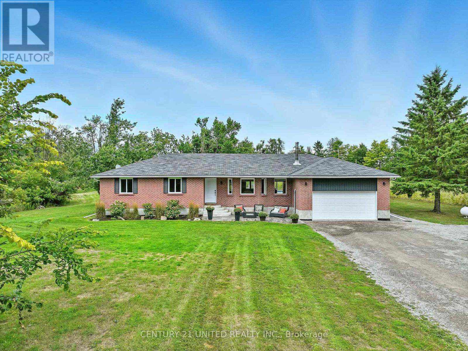 2038 Hilliard Street, Selwyn, Ontario  K9J 6X2 - Photo 1 - X12369165