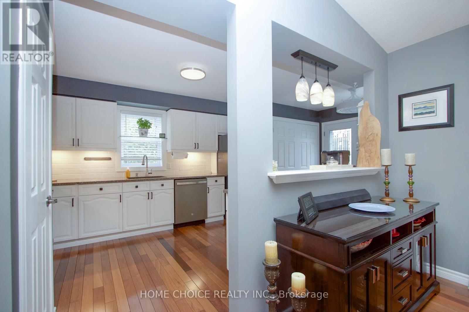 29 Cornerbrook Court, Clarington (Newcastle), Ontario  L1B 1B7 - Photo 11 - E12369672