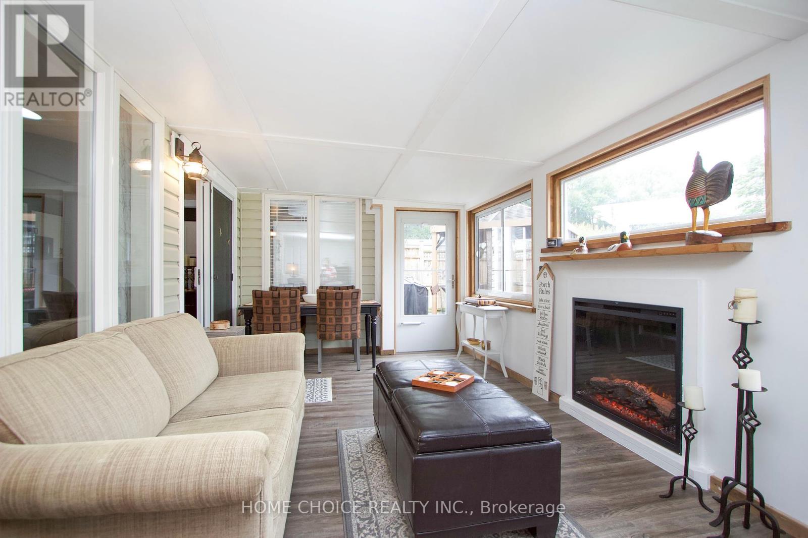 29 Cornerbrook Court, Clarington (Newcastle), Ontario  L1B 1B7 - Photo 20 - E12369672