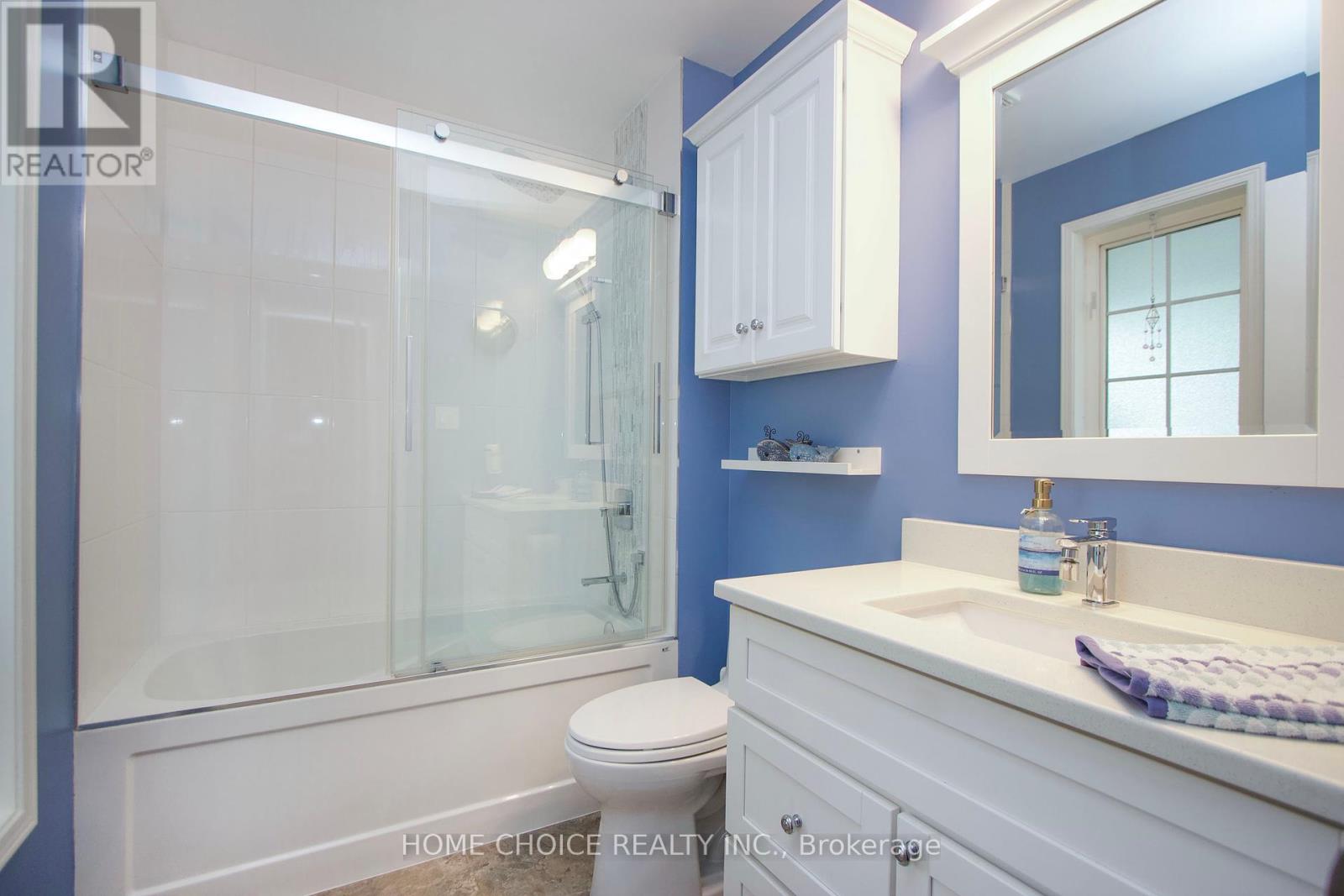 29 Cornerbrook Court, Clarington (Newcastle), Ontario  L1B 1B7 - Photo 24 - E12369672