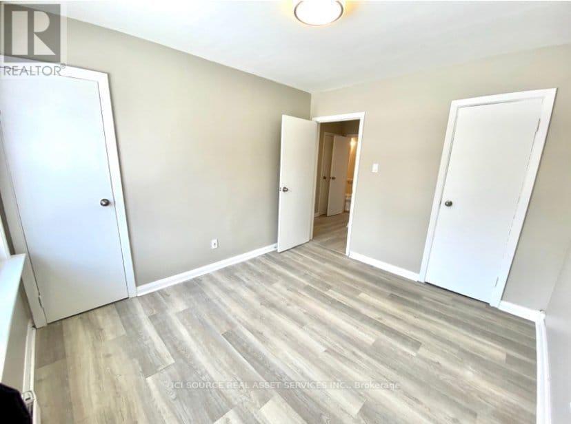 B - 1263 Clonsilla Avenue, Peterborough (Town Ward 3), Ontario  K9J 5Z1 - Photo 6 - X12370138