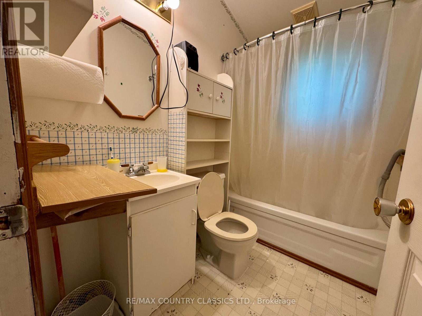 256 Elgin Road, Hastings Highlands (Mcclure Ward), Ontario  K0L 2K0 - Photo 21 - X12370611