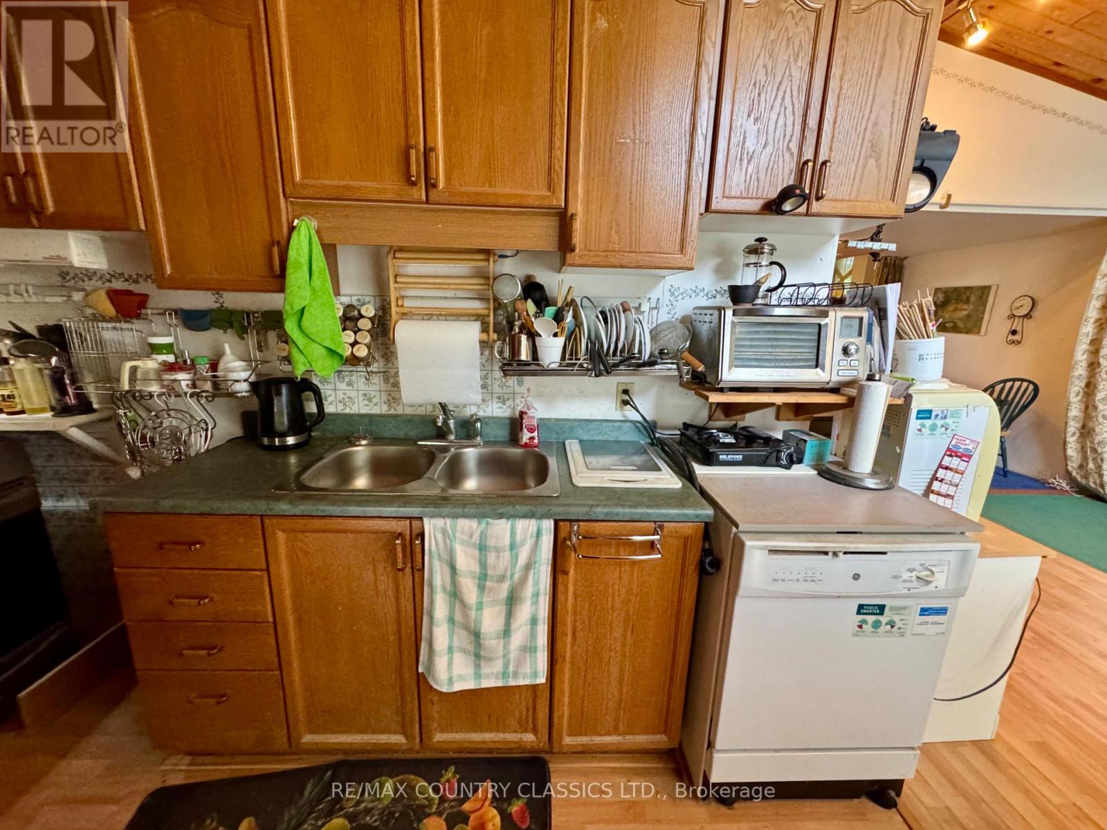 256 Elgin Road, Hastings Highlands (Mcclure Ward), Ontario  K0L 2K0 - Photo 27 - X12370611