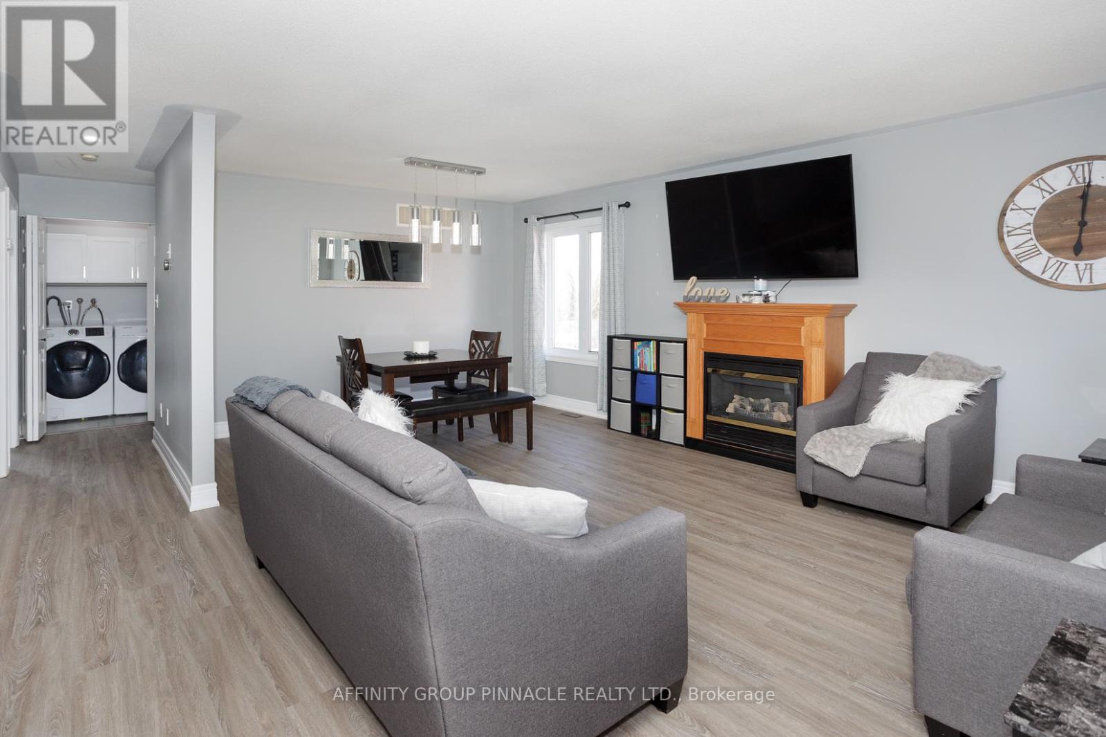 3 Dormer Road, Kawartha Lakes (Lindsay), Ontario  K9V 6H8 - Photo 14 - X12370705