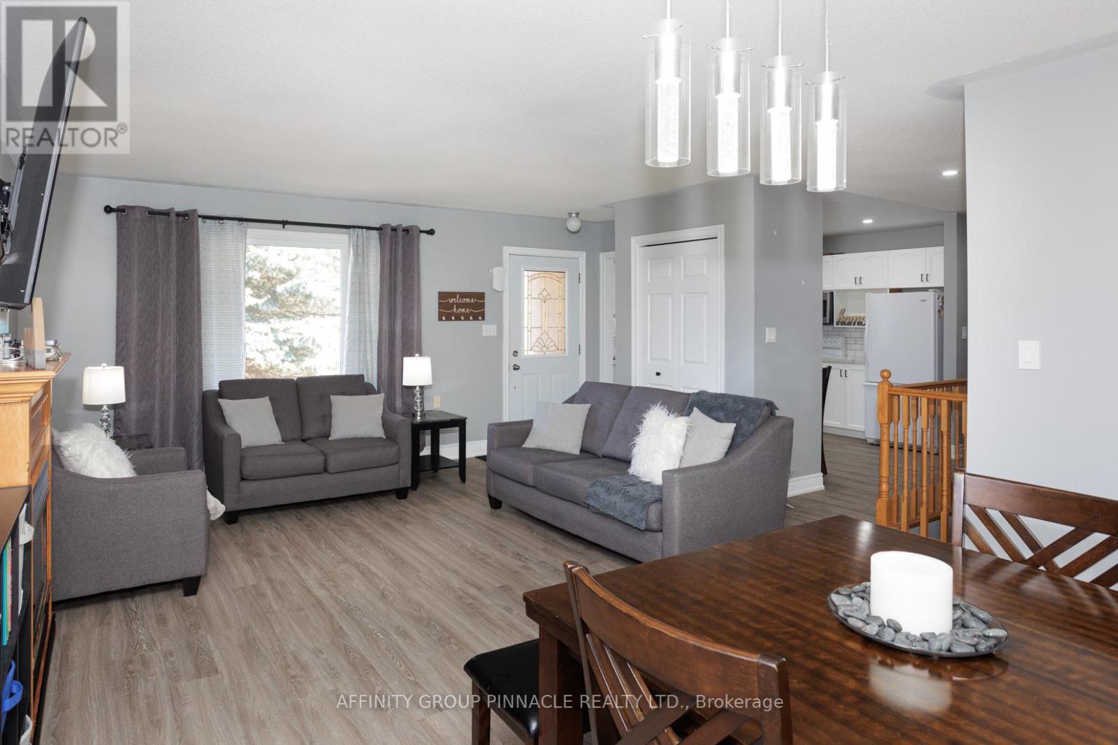3 Dormer Road, Kawartha Lakes (Lindsay), Ontario  K9V 6H8 - Photo 21 - X12370705