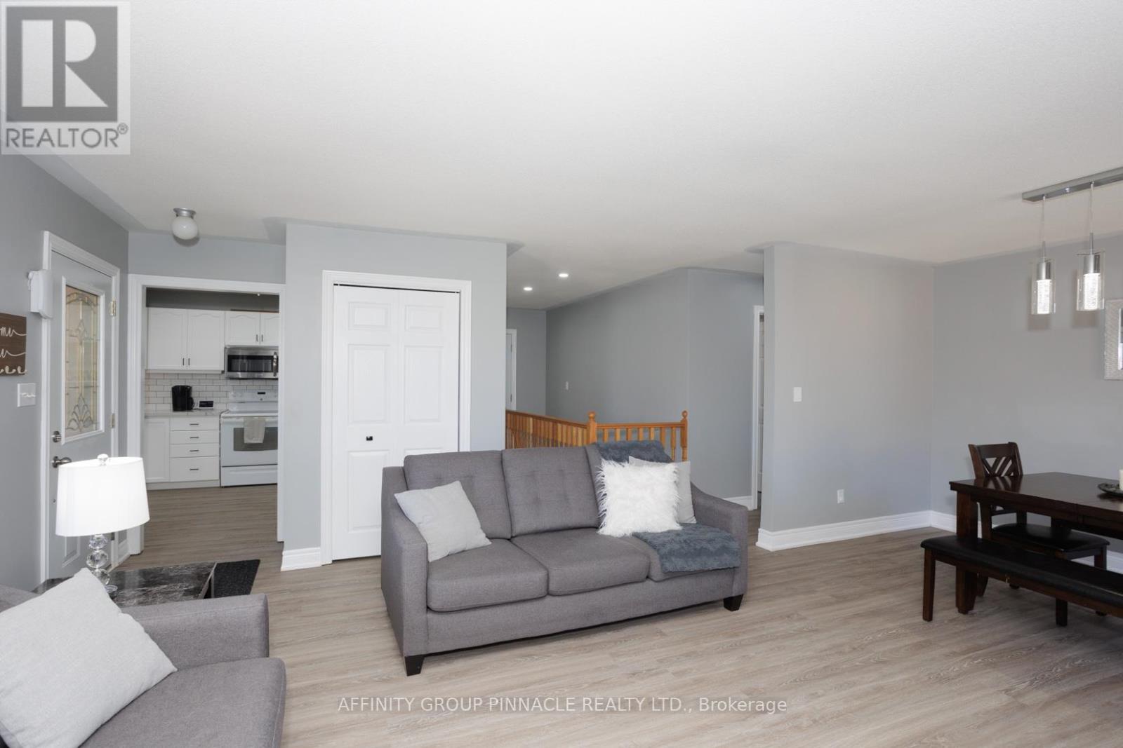 3 Dormer Road, Kawartha Lakes (Lindsay), Ontario  K9V 6H8 - Photo 22 - X12370705