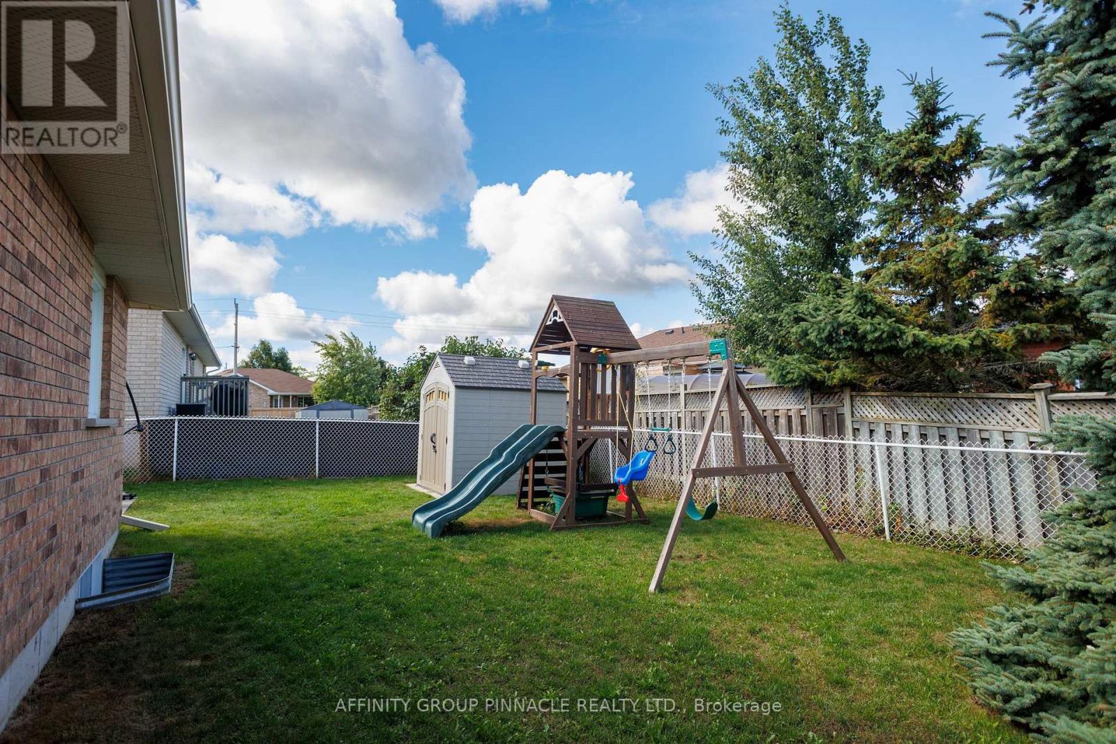 3 Dormer Road, Kawartha Lakes (Lindsay), Ontario  K9V 6H8 - Photo 48 - X12370705