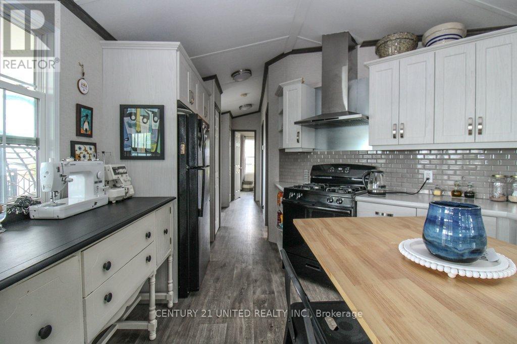 5 Marina Cres - 920 Skyline Road, Selwyn, Ontario  K0L 1T0 - Photo 19 - X12371035