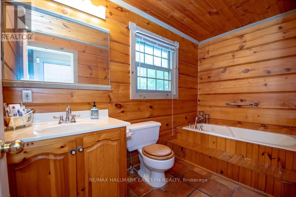 22 Carolina Court, Trent Lakes, Ontario  K9J 6X2 - Photo 29 - X12371551