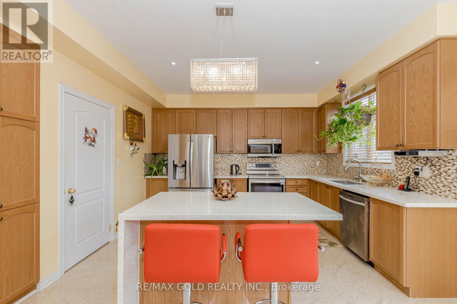 1554 Bruny Avenue, Pickering (Duffin Heights), Ontario  L0A 1G0 - Photo 15 - E12371558
