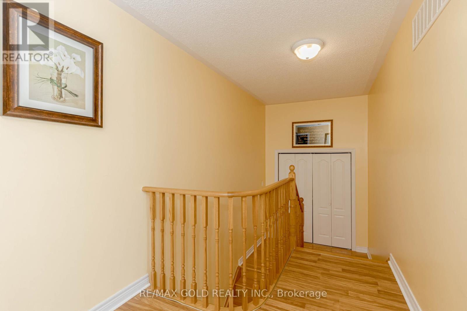1554 Bruny Avenue, Pickering (Duffin Heights), Ontario  L0A 1G0 - Photo 20 - E12371558