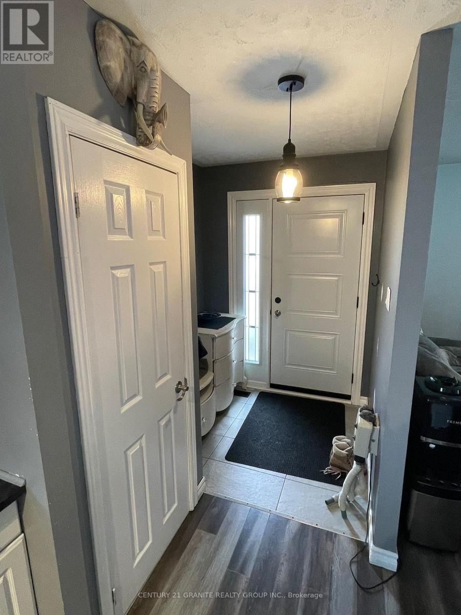 10 Magnolia Street, Highlands East (Bicroft Ward), Ontario  K0L 1M0 - Photo 31 - X12371612