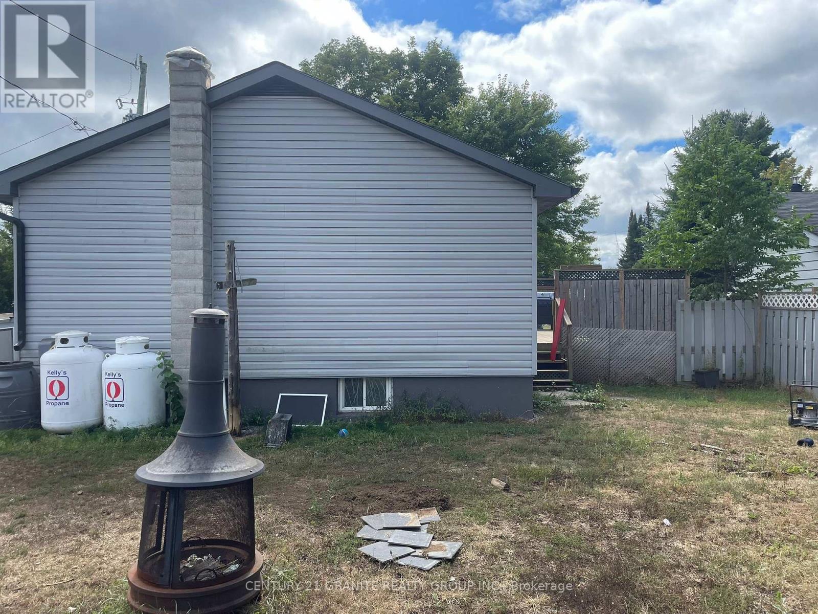 10 Magnolia Street, Highlands East (Bicroft Ward), Ontario  K0L 1M0 - Photo 6 - X12371612