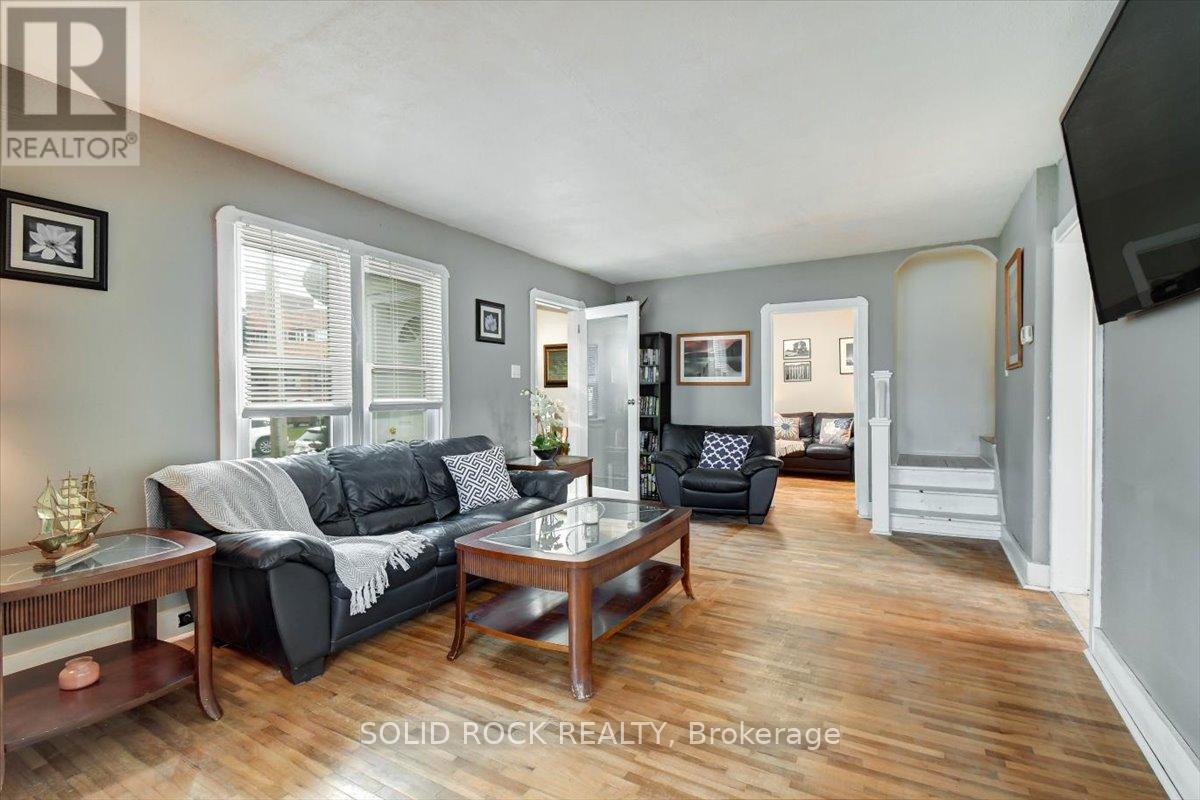 141 Oliver Road, Trent Hills (Campbellford), Ontario  K0L 1L0 - Photo 10 - X12371653