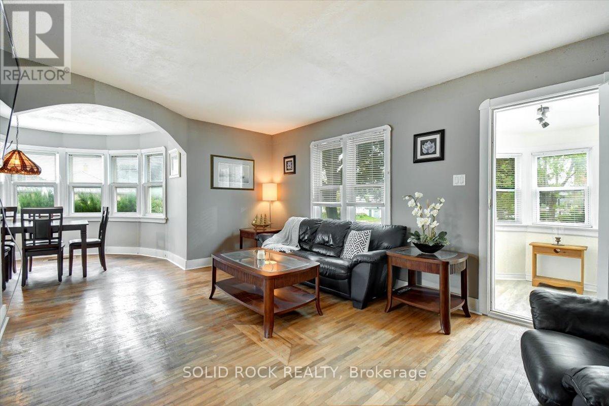 141 Oliver Road, Trent Hills (Campbellford), Ontario  K0L 1L0 - Photo 11 - X12371653