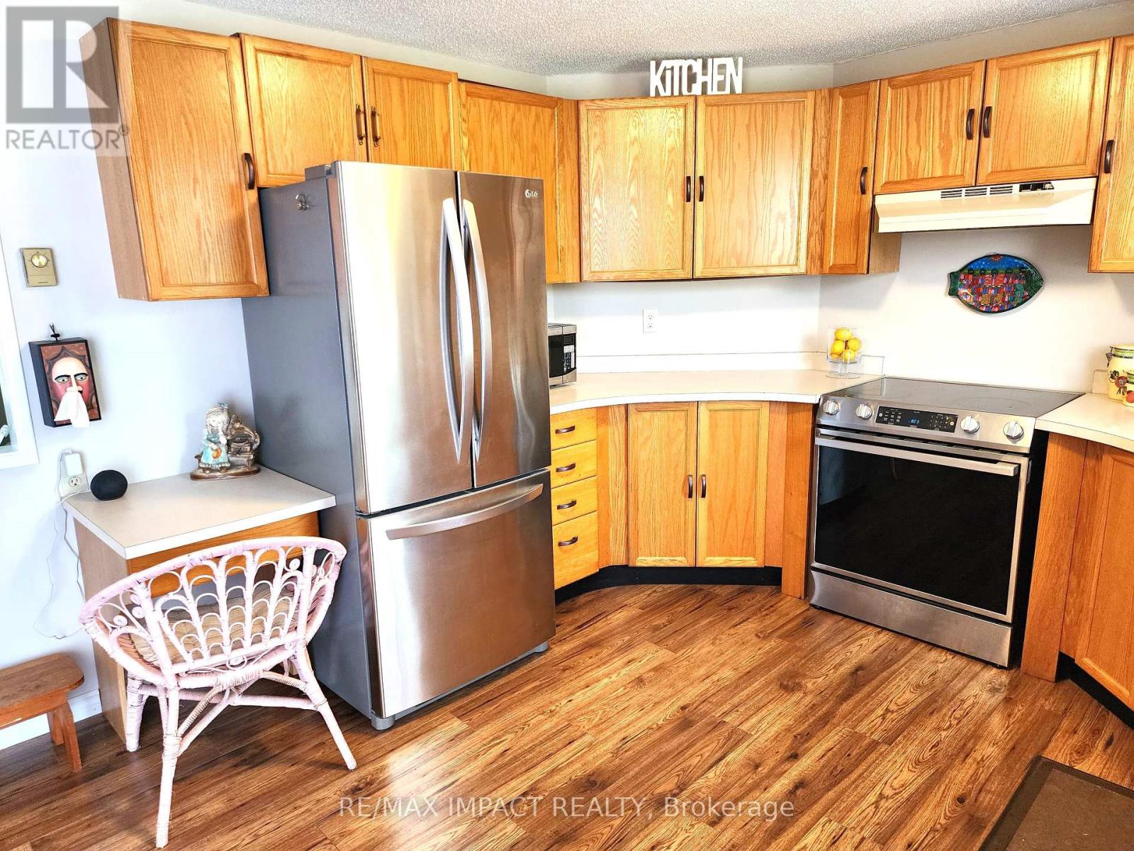 4 Champlain Court, Clarington (Newcastle), Ontario  L1B 1A5 - Photo 14 - E12372610