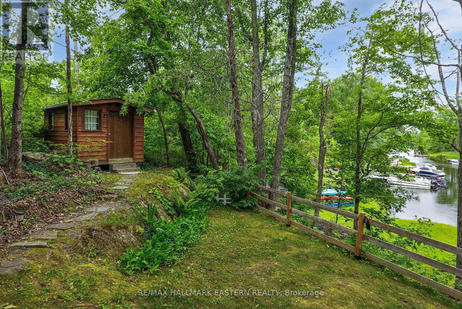 2335 Lakeside Road, Douro-Dummer, Ontario  K0L 2H0 - Photo 6 - X12372629