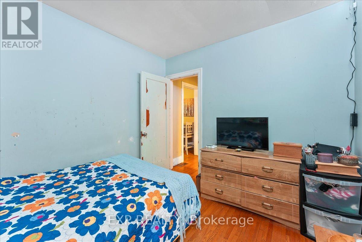 225 Mcgill Street, Peterborough (Otonabee Ward 1), Ontario  K9J 1W2 - Photo 22 - X12372668