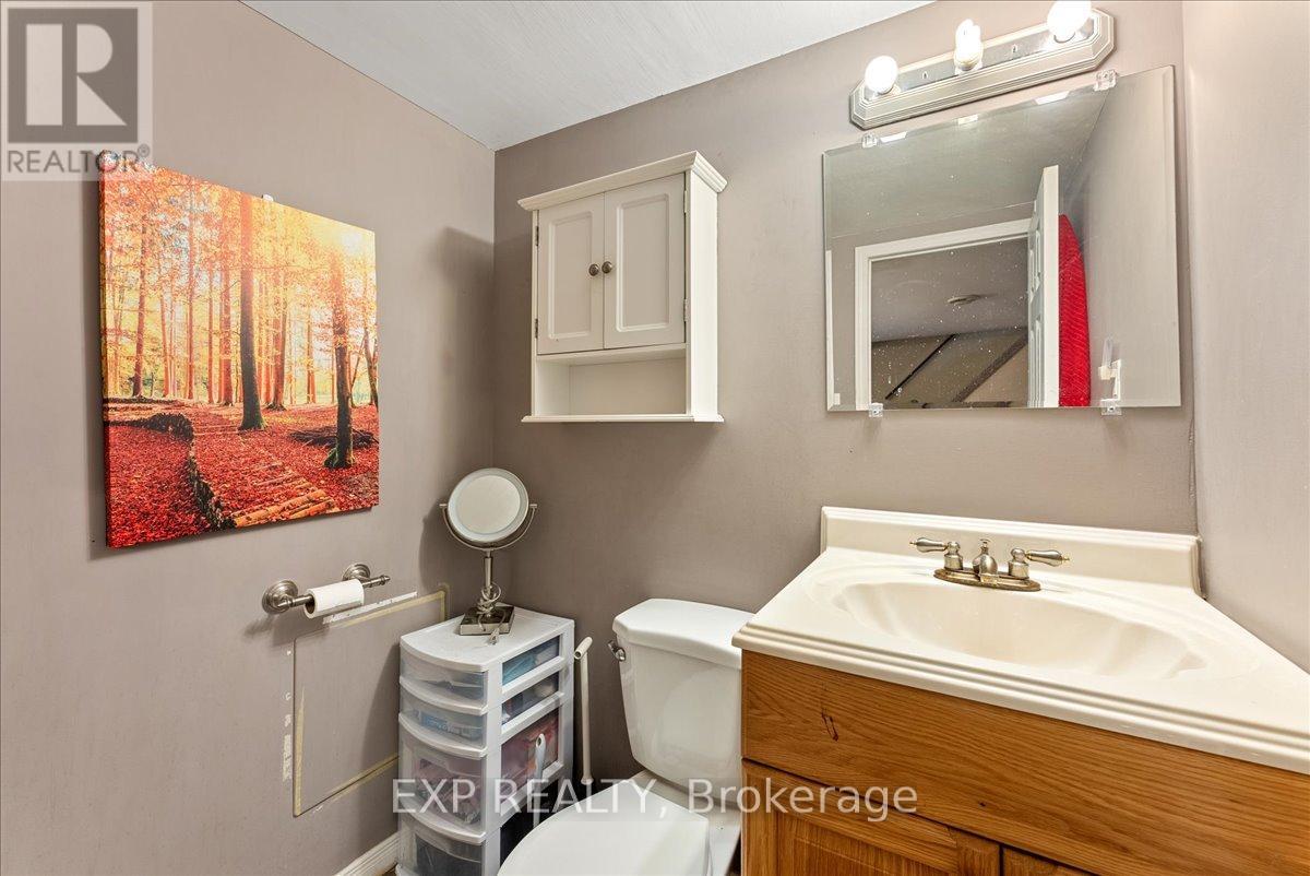 225 Mcgill Street, Peterborough (Otonabee Ward 1), Ontario  K9J 1W2 - Photo 34 - X12372668