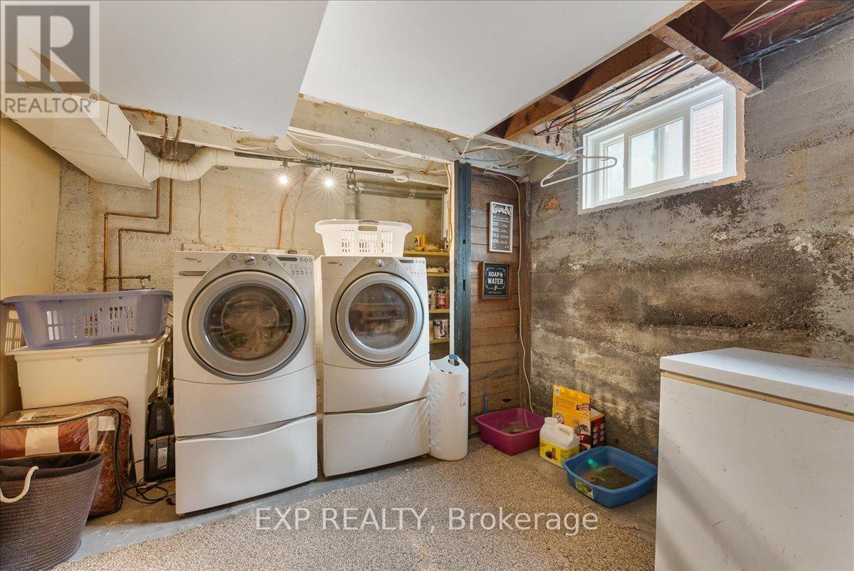 225 Mcgill Street, Peterborough (Otonabee Ward 1), Ontario  K9J 1W2 - Photo 35 - X12372668