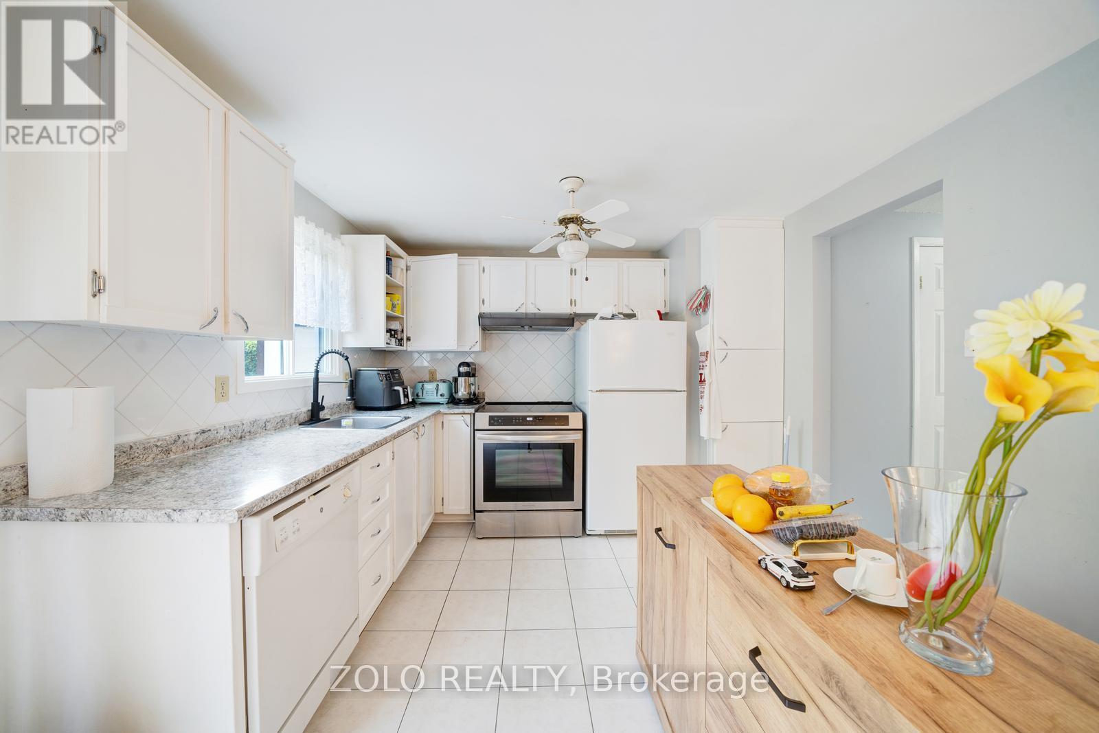2048 Walker Avenue, Peterborough (Ashburnham Ward 4), Ontario  K9L 1S1 - Photo 19 - X12372909
