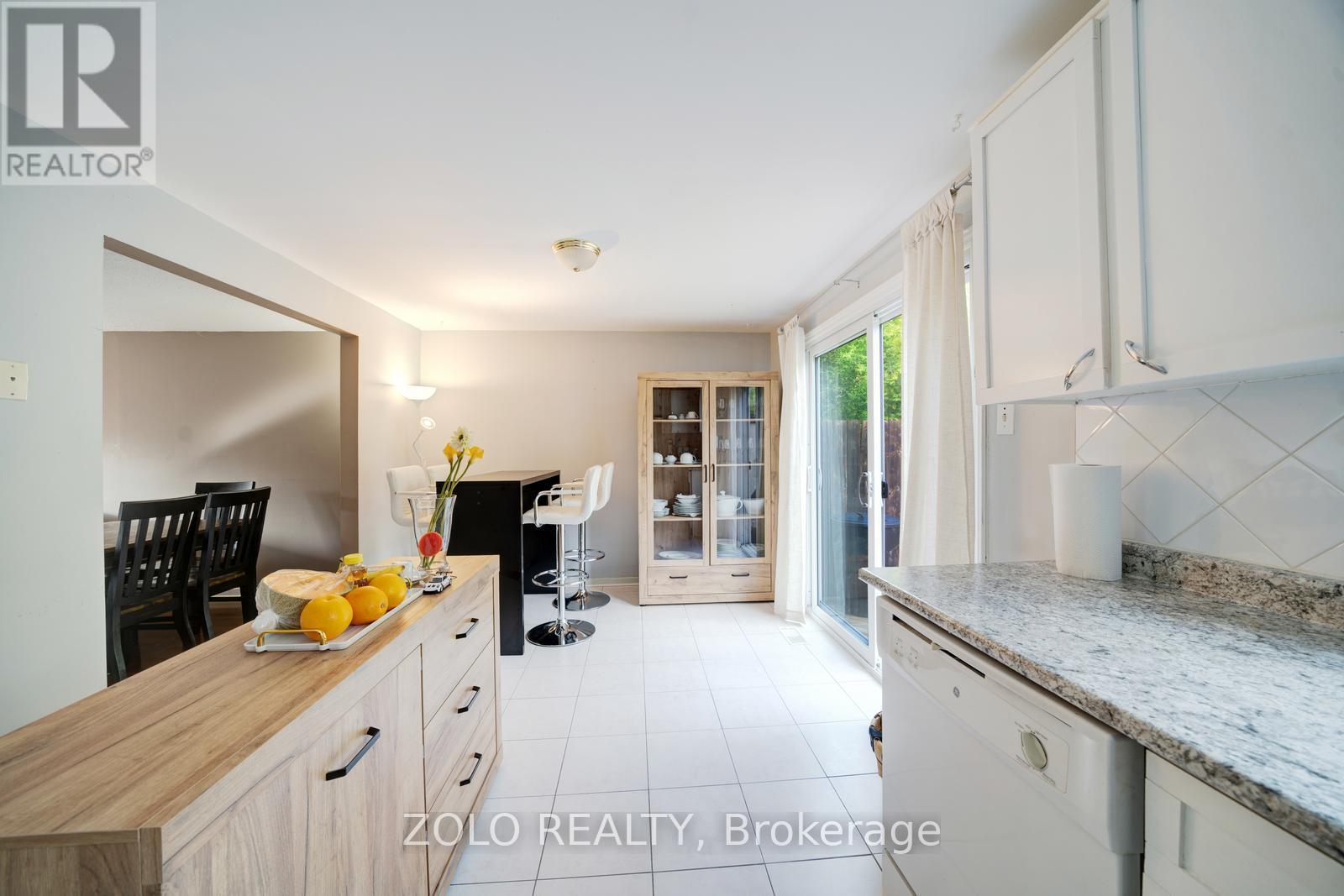 2048 Walker Avenue, Peterborough (Ashburnham Ward 4), Ontario  K9L 1S1 - Photo 21 - X12372909
