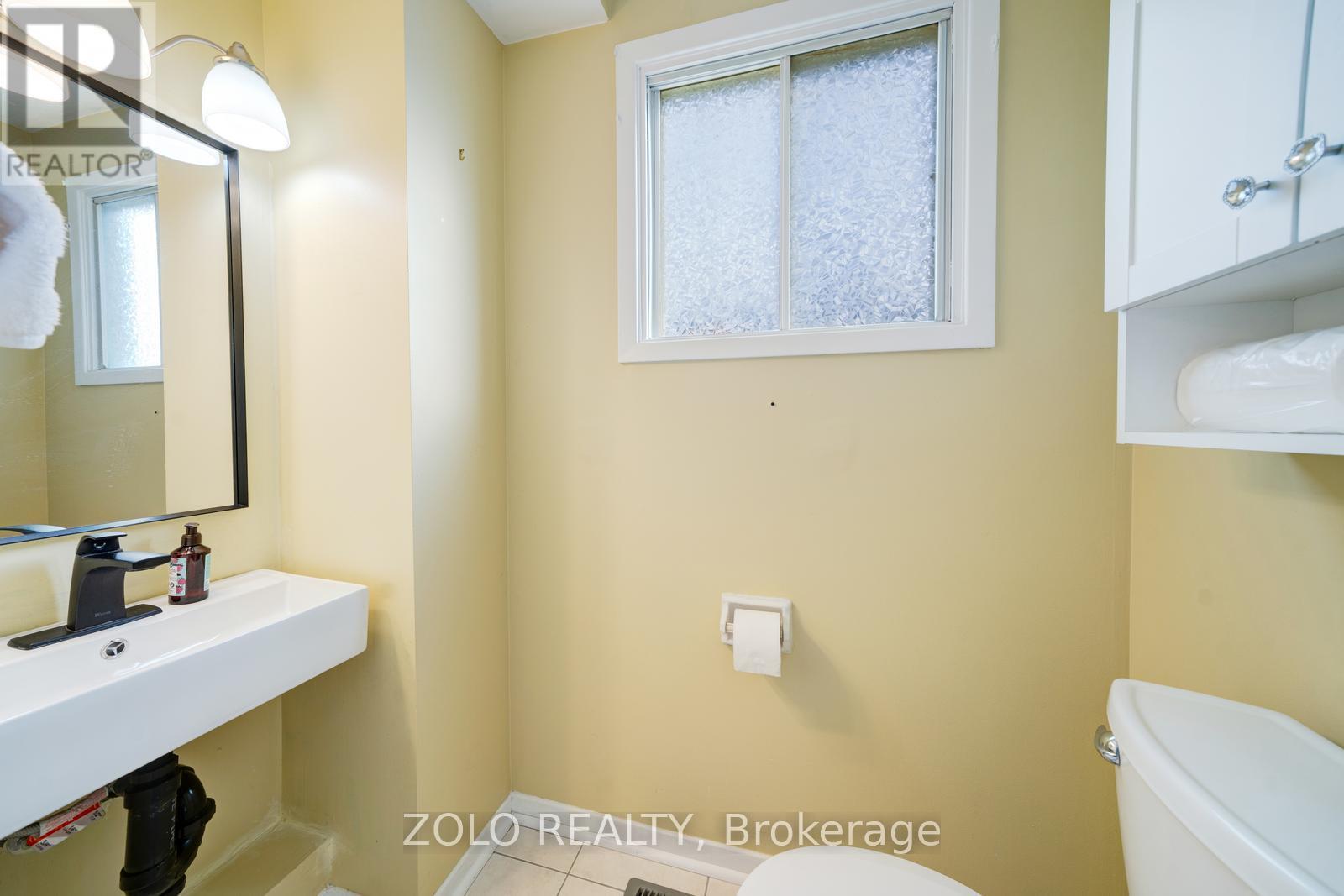 2048 Walker Avenue, Peterborough (Ashburnham Ward 4), Ontario  K9L 1S1 - Photo 22 - X12372909