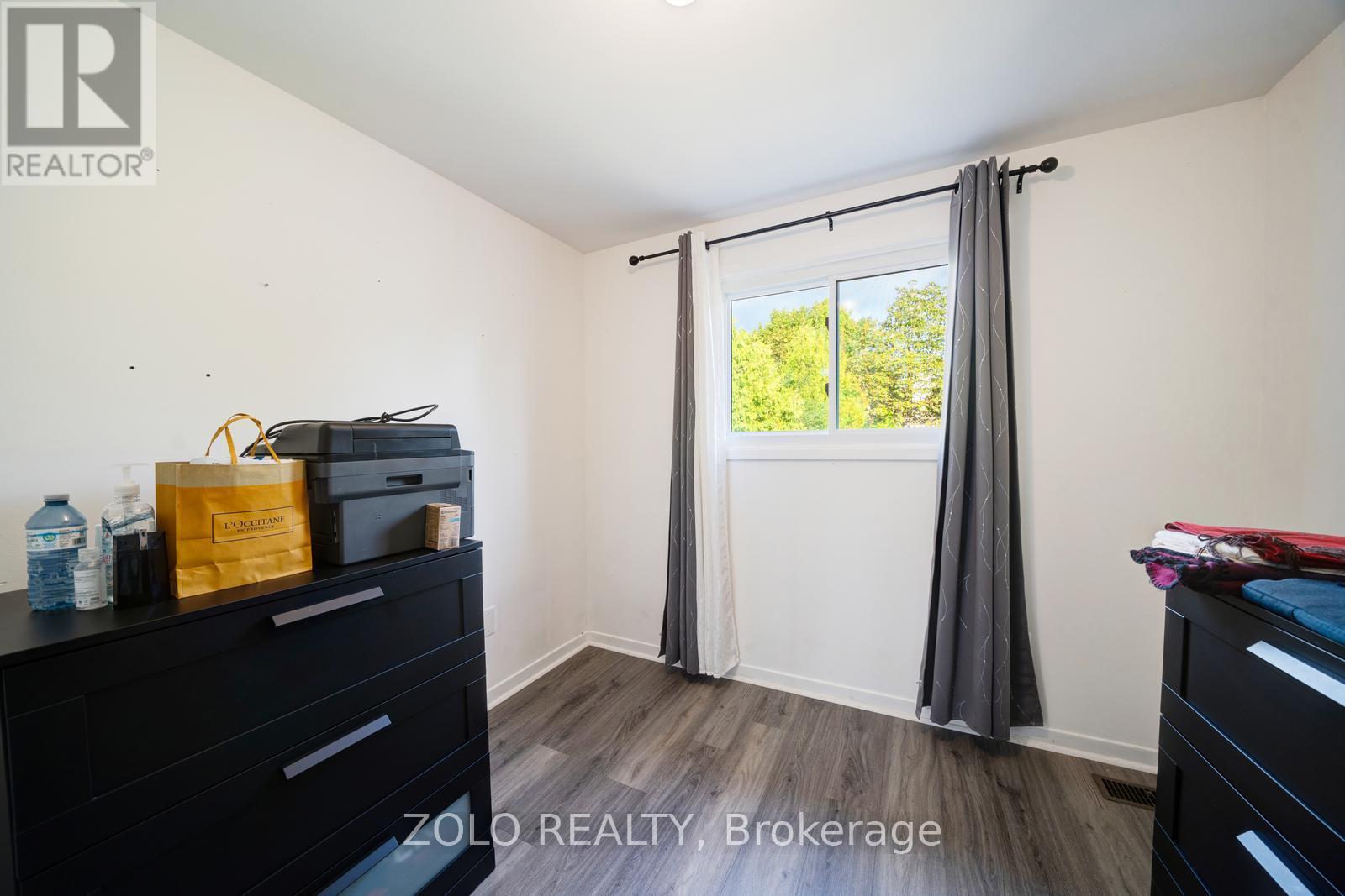 2048 Walker Avenue, Peterborough (Ashburnham Ward 4), Ontario  K9L 1S1 - Photo 31 - X12372909