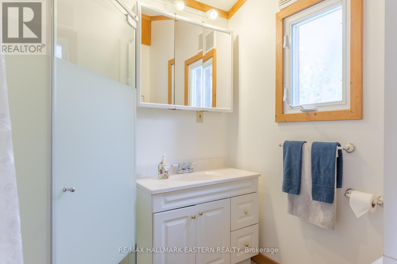 152a Paradise Landing Road, Hastings Highlands (Herschel Ward), Ontario  K0L 2S0 - Photo 26 - X12373560