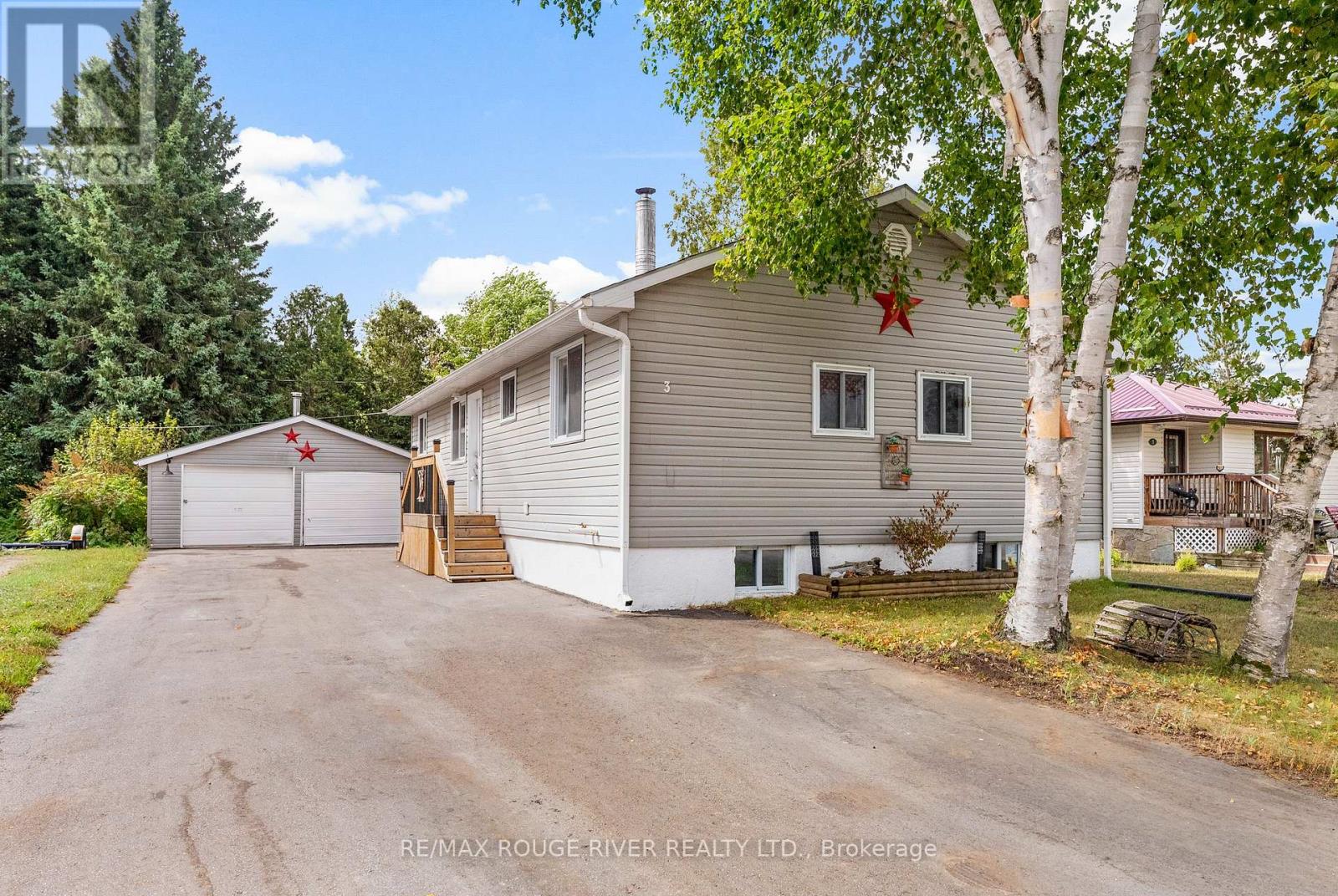 3 Short Street, Highlands East (Bicroft Ward), Ontario  K0L 1M0 - Photo 2 - X12373621