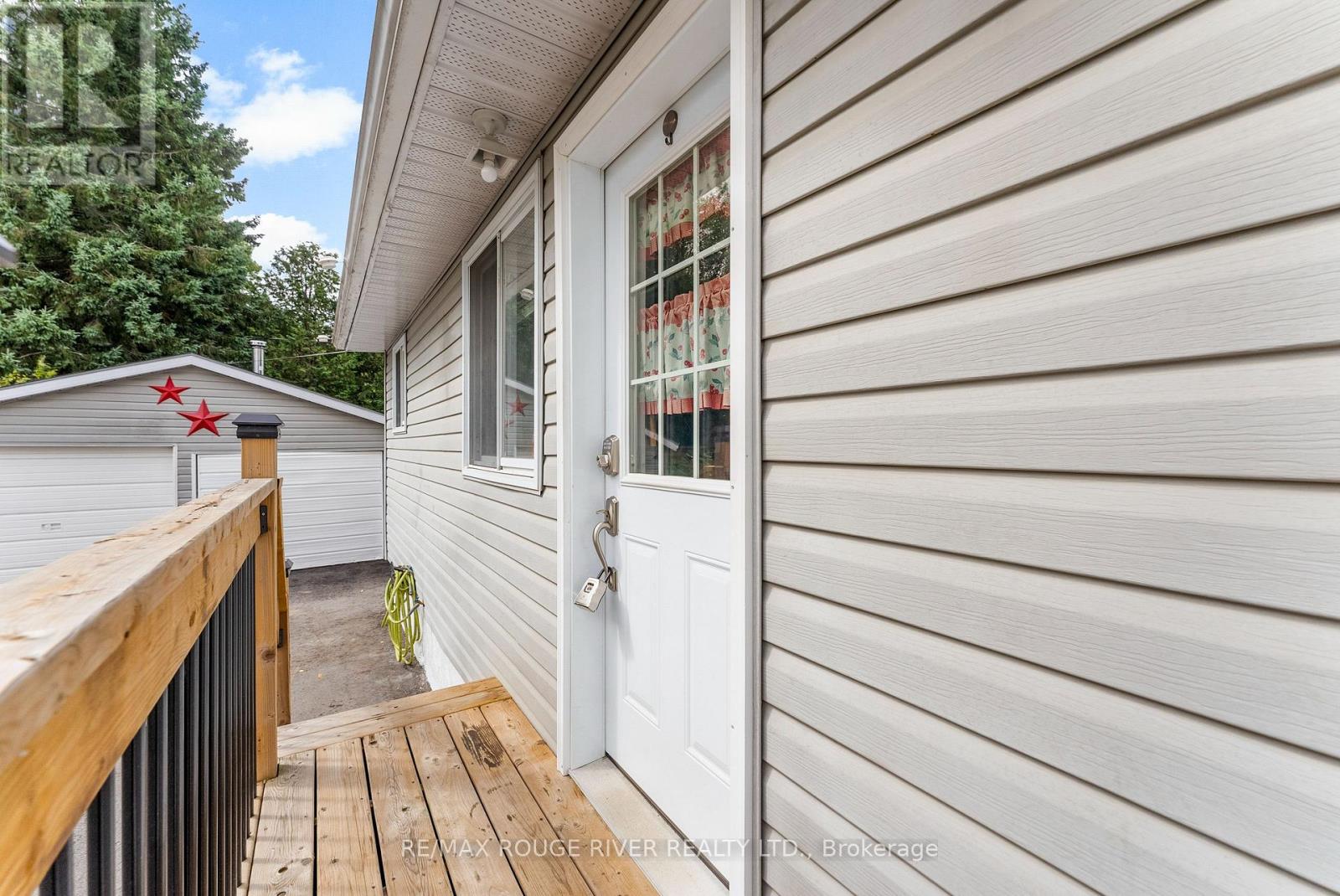 3 Short Street, Highlands East (Bicroft Ward), Ontario  K0L 1M0 - Photo 5 - X12373621