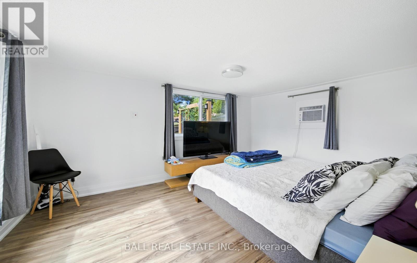 1853 Youngs Point Road, Selwyn, Ontario  K0L 2H0 - Photo 22 - X12374149