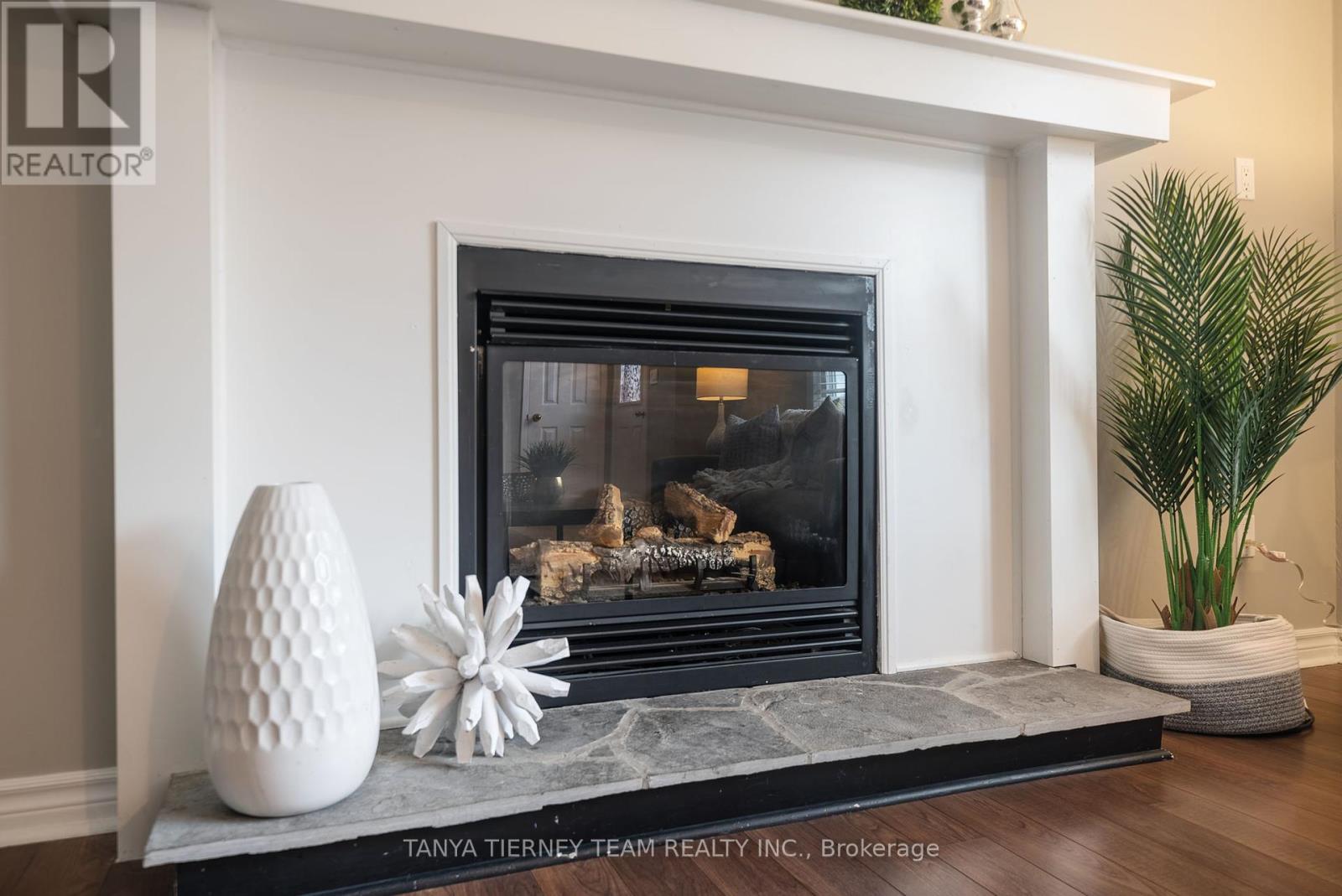 18 The Cove Road, Clarington (Newcastle), Ontario  L1B 1B9 - Photo 11 - E12374315