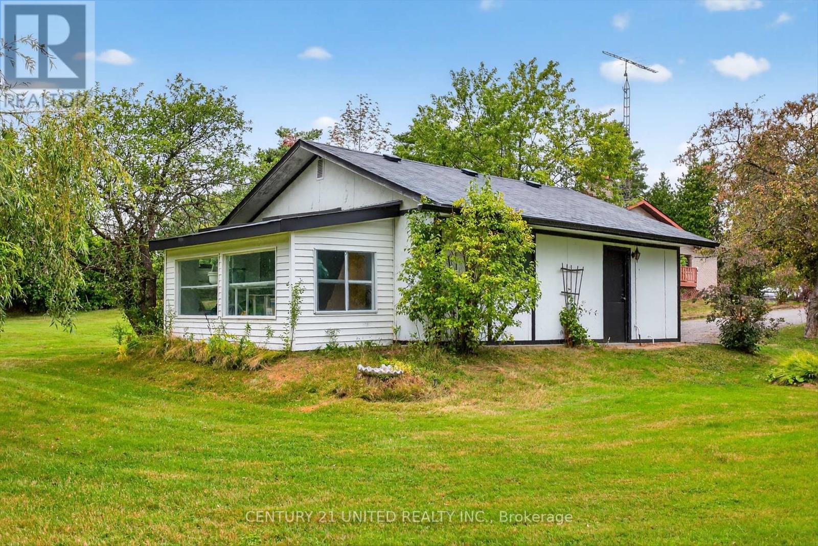 1243 Seventh Line, Selwyn, Ontario  K9J 6X5 - Photo 32 - X12374391