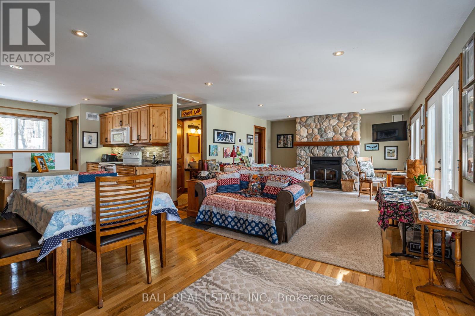 79 Hulls Road, North Kawartha, Ontario  K0L 2H0 - Photo 11 - X12374438