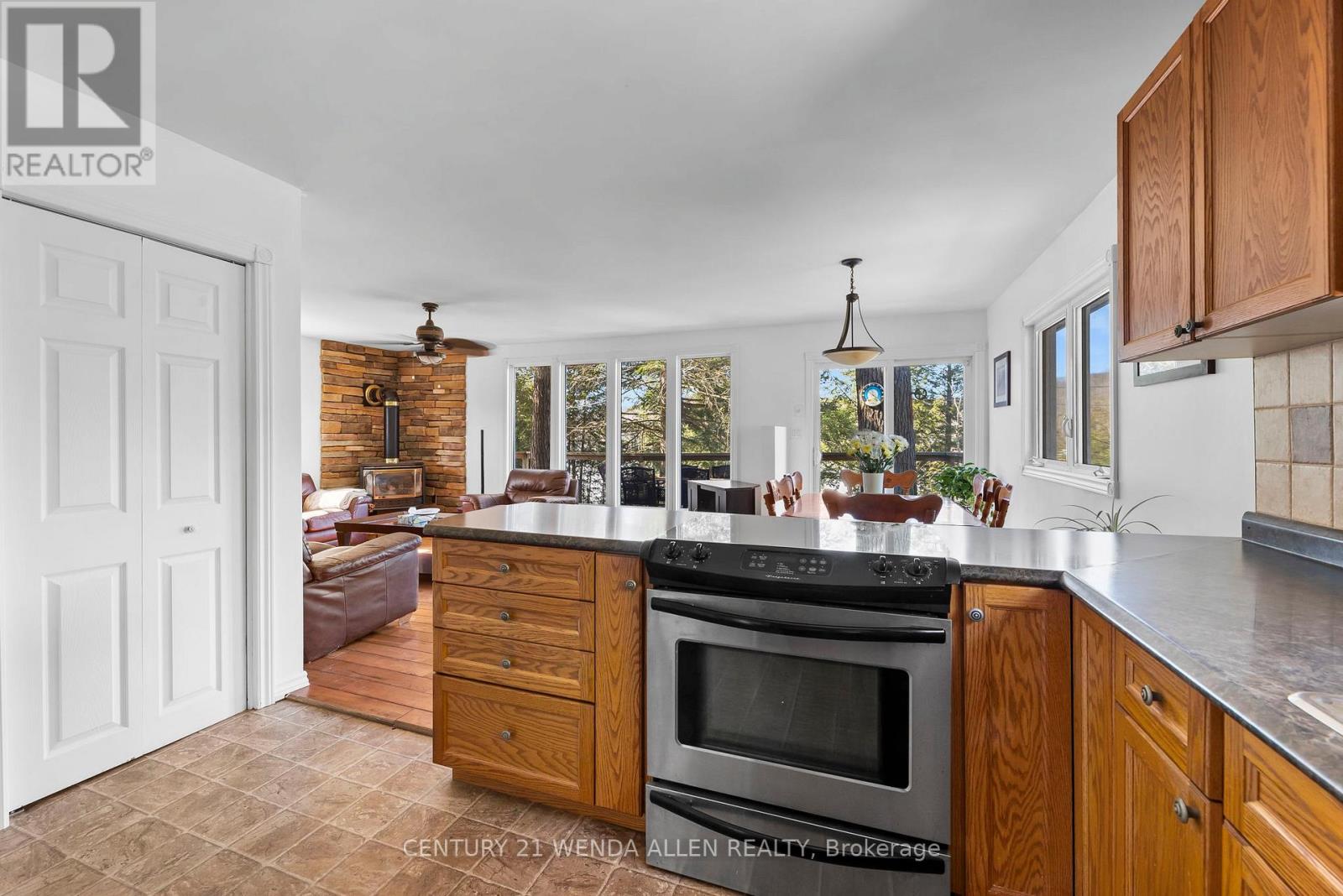 34c Bentley Lake Place, Faraday, Ontario  K0L 1C0 - Photo 18 - X12374513