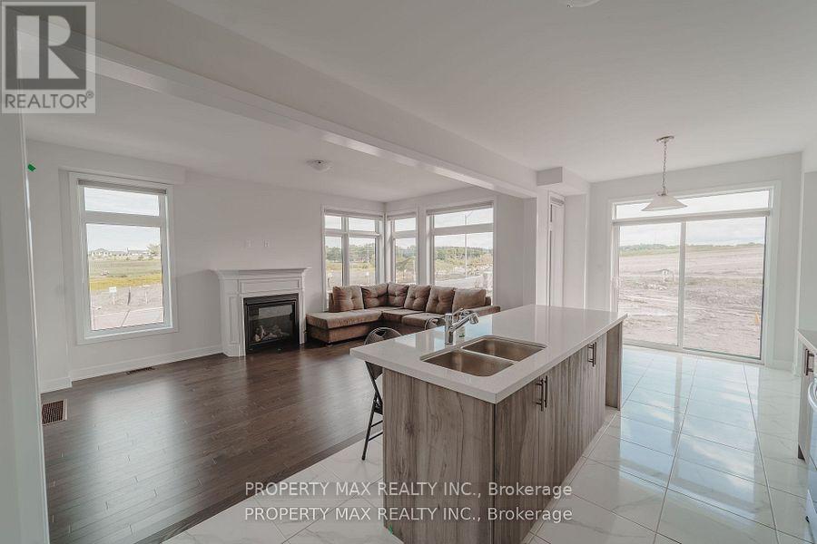 635 Pollock Grove, Peterborough (Monaghan Ward 2), Ontario  K9K 0J6 - Photo 12 - X12374540