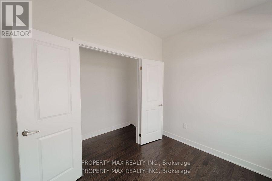 635 Pollock Grove, Peterborough (Monaghan Ward 2), Ontario  K9K 0J6 - Photo 6 - X12374540